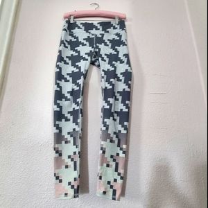 Alo leggings/yoga pants